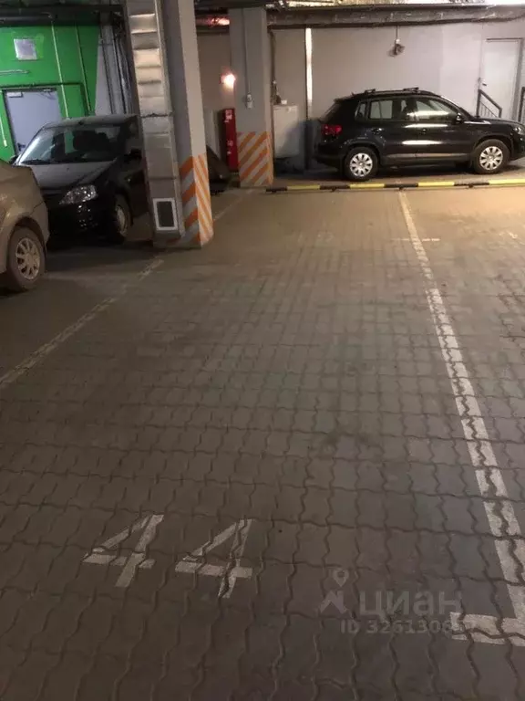 Гараж в Московская область, Мытищи ул. Рождественская, 11 (22 м) - Фото 1