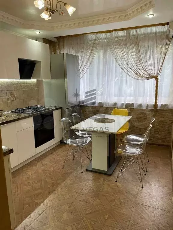 4-к. квартира, 90 м, 2/5 эт. - Фото 1