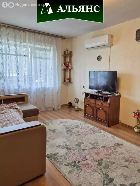 2-комнатная квартира: Находка, Спортивная улица, 26 (53.5 м) - Фото 0