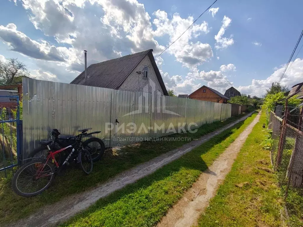 Дом в Брянская область, Брянский район, Новодарковичское с/пос, пос. ... - Фото 1