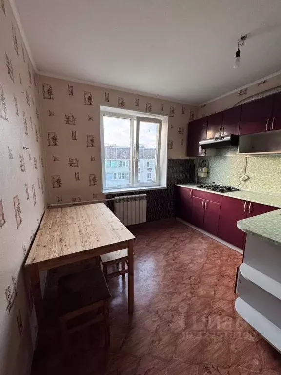 3-к кв. Ленинградская область, Приозерск ул. Гоголя, 43 (70.8 м) - Фото 0