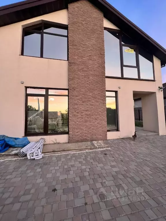 Дом в Севастополь ул. Лесхозная, 4 (200 м) - Фото 1