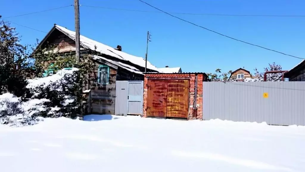 Дом в Саратовская область, Вольск Пионерская ул., 32 (50 м) - Фото 1