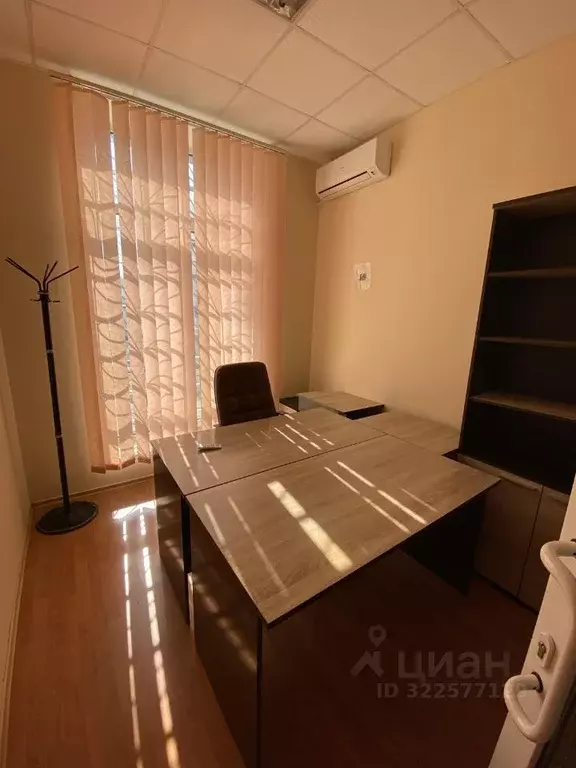 Офис в Крым, Симферополь ул. Киевская, 133 (140 м) - Фото 2