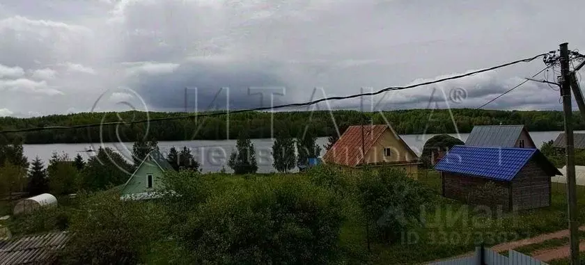 Дом в Ленинградская область, Подпорожское городское поселение, д. ... - Фото 1