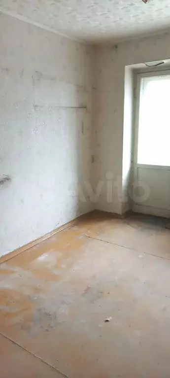 Комната 13 м в 3-к., 2/5 эт. - Фото 1