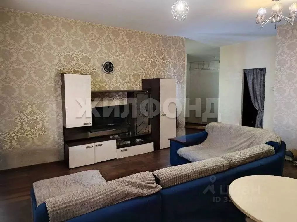 3-к кв. Хакасия, Абакан ул. Кирова, 112/1 (122.2 м) - Фото 2
