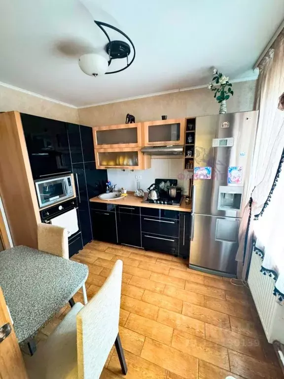 3-к кв. Оренбургская область, Орск Новый город мкр, ул. Маршала ... - Фото 0
