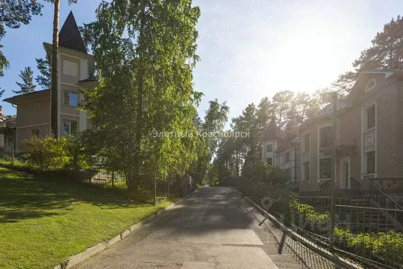 Коттедж в Красноярский край, Красноярск Раскатная ул. (290 м) - Фото 1