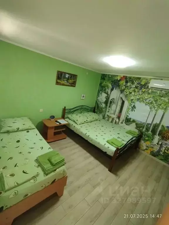 Дом в Крым, Евпатория городской округ, Заозерное пгт ул. Олега ... - Фото 1