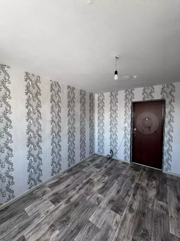 Комната 12,2 м в 2-к., 5/5 эт. - Фото 0