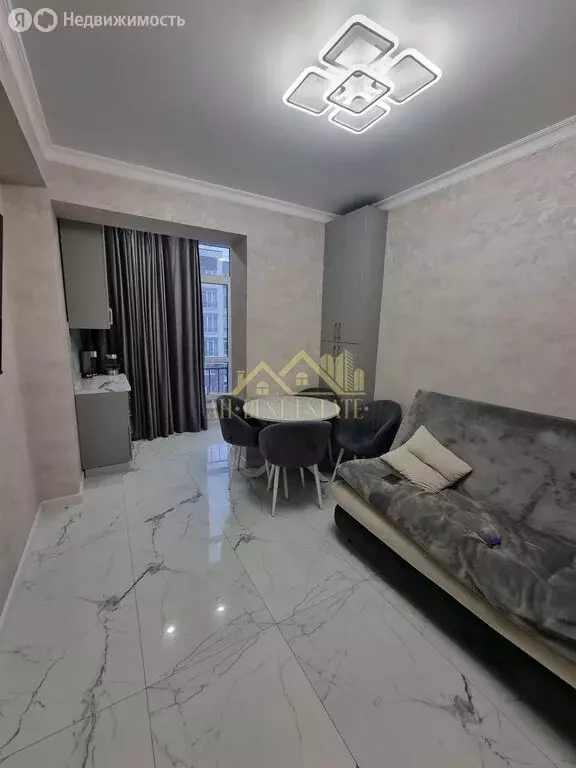 2-комнатная квартира: Владикавказ, Весенняя улица, 21Ж (62 м) - Фото 0