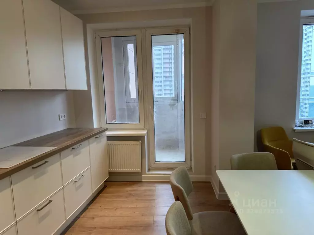 3-к кв. Санкт-Петербург ул. Кустодиева, 3к2 (81.6 м) - Фото 1