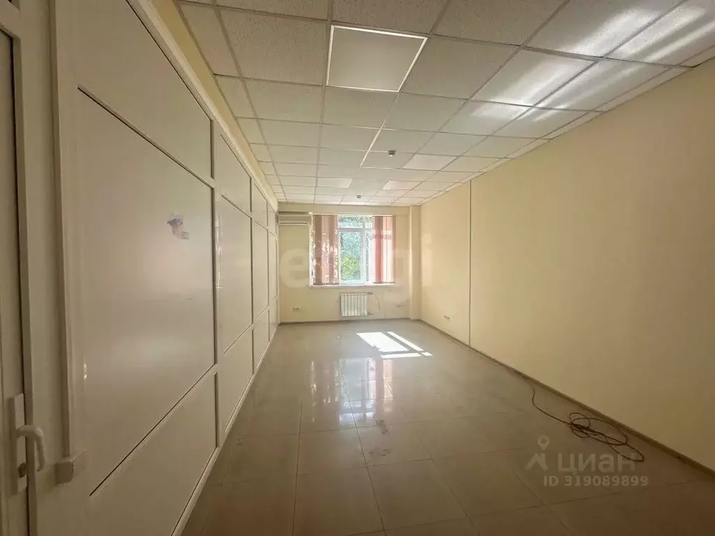 Офис в Крым, Симферополь ул. Гоголя (28 м) - Фото 2