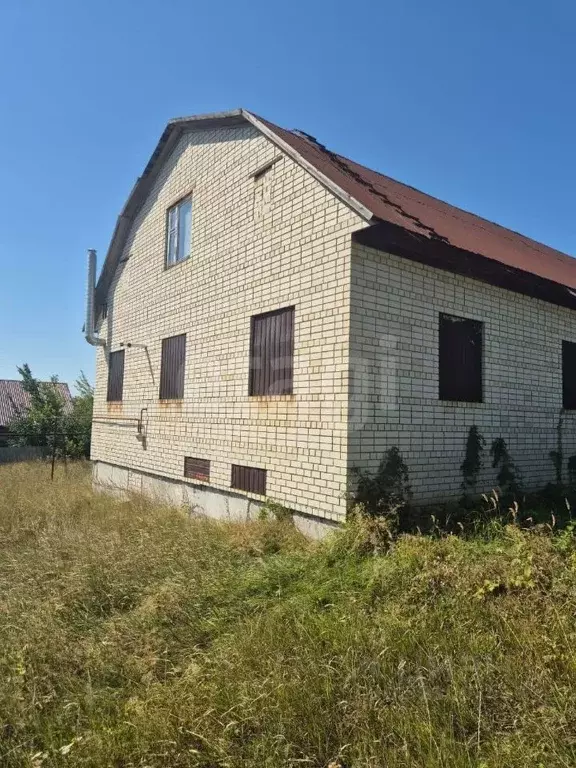 Дом в Саратовская область, с. Александровка ул. Песчаная, 21 (299 м) - Фото 1