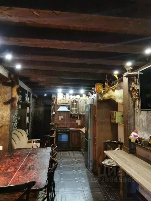 Дом в Камчатский край, Елизово Омская ул., 49 (100 м) - Фото 1