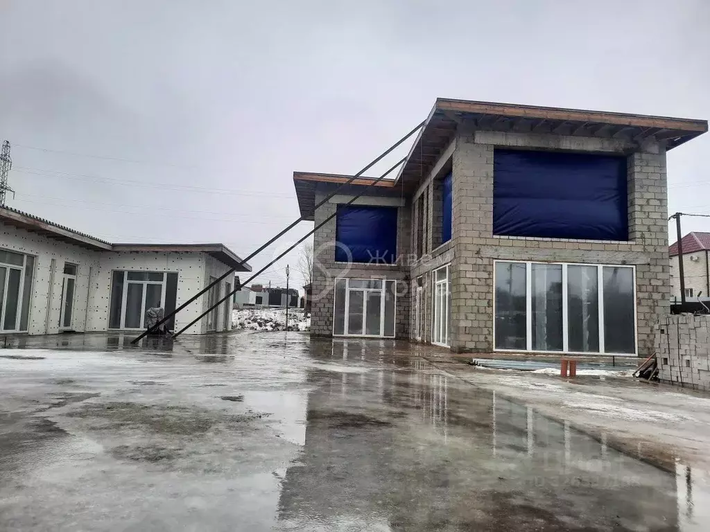 Дом в Волгоградская область, Волгоград Знаменская ул. (260 м) - Фото 1