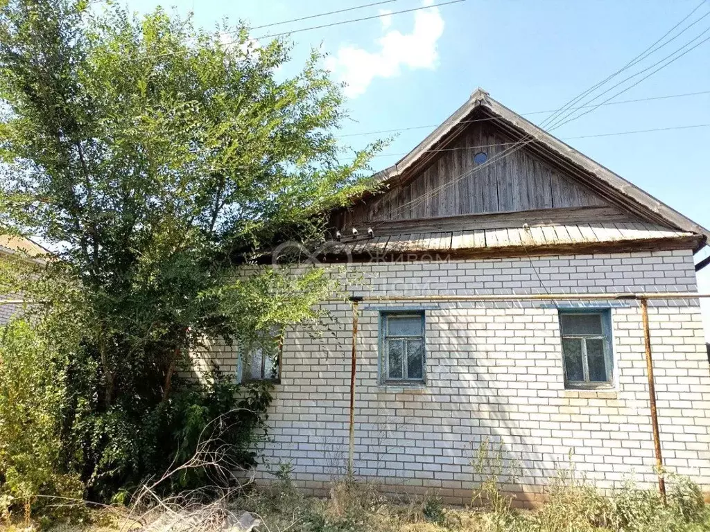 Дом в Волгоградская область, Ленинск ул. Битюцкого, 23 (63 м) - Фото 1