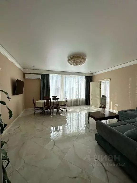 3-к кв. Крым, Ялта ул. Чехова, 6А (90.0 м) - Фото 0