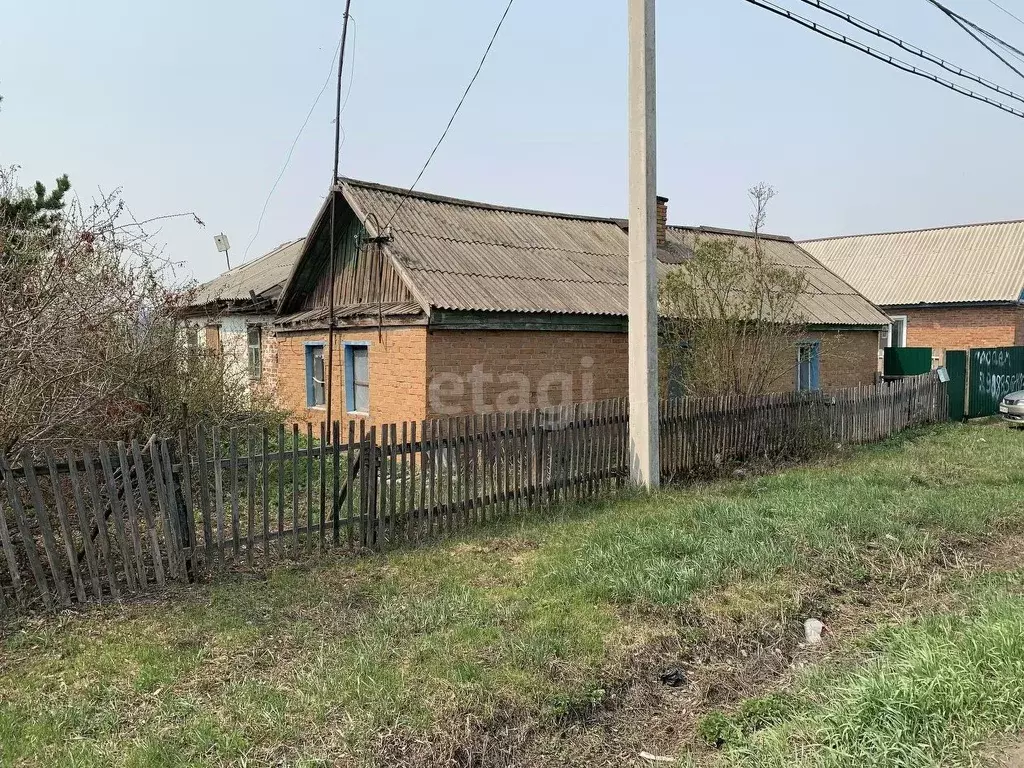 Дом в Омская область, Шербакуль рп ул. Ворошилова (60 м) - Фото 1