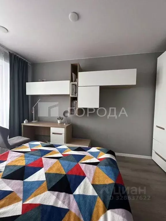 3-к кв. Алтайский край, Барнаул ул. Сухэ-Батора, 16 (65.7 м) - Фото 1