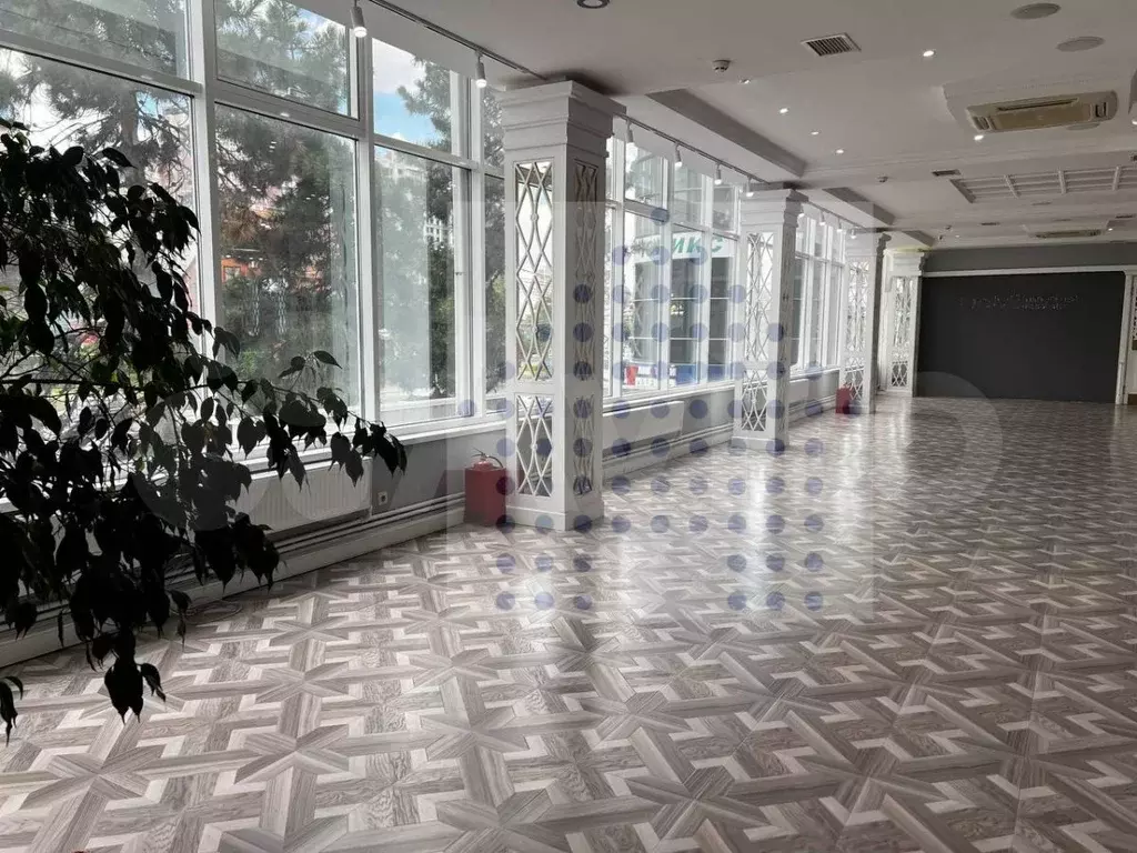 Офис, торговая площадь, услуги 500 кв. метров, ремонт - Фото 1