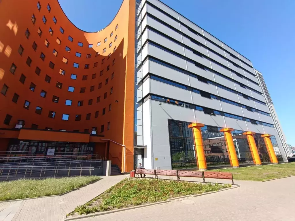 Гараж в Санкт-Петербург ул. Плесецкая, 19 (13 м) - Фото 1