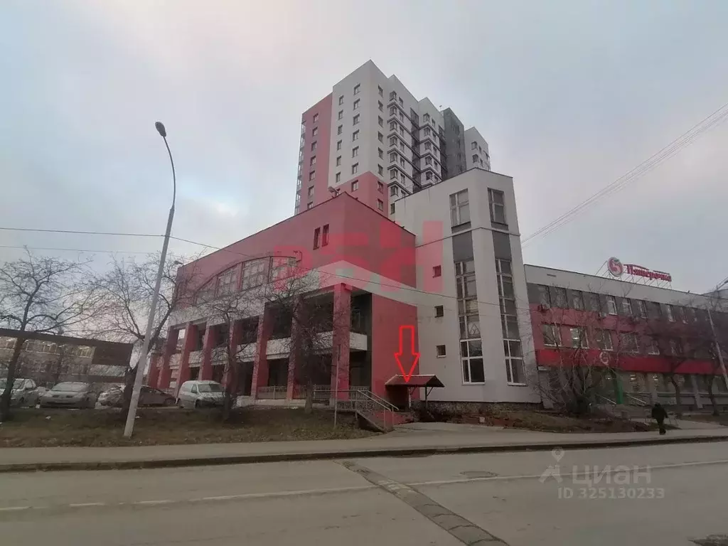 Склад в Свердловская область, Екатеринбург ул. Опалихинская, 23 (440 ... - Фото 1