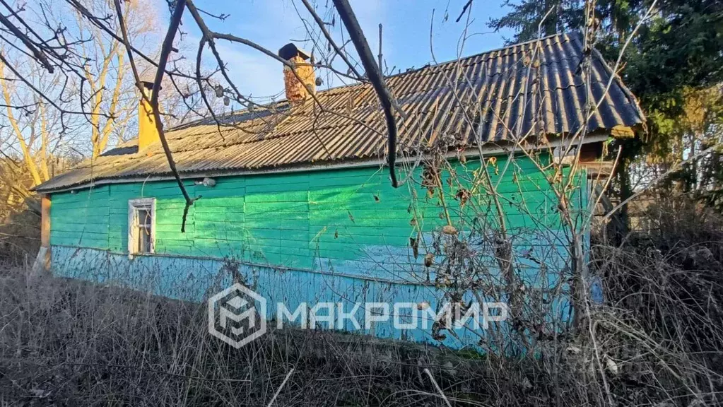 Дом в Орловская область, Мценский район, Воинское с/пос, с. ... - Фото 1