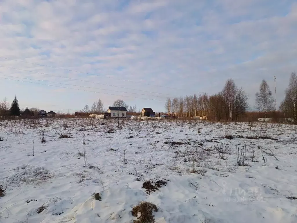 Участок в Московская область, Сергиево-Посадский городской округ, д. ... - Фото 0
