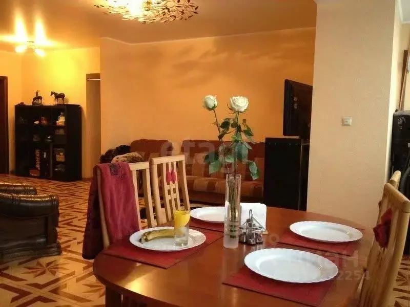 3-к кв. Тюменская область, Тюмень ул. Грибоедова, 13к3 (85.0 м) - Фото 1