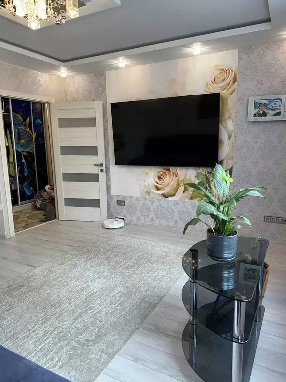 Продаётся 2-к квартира, 56.1 м - Фото 1
