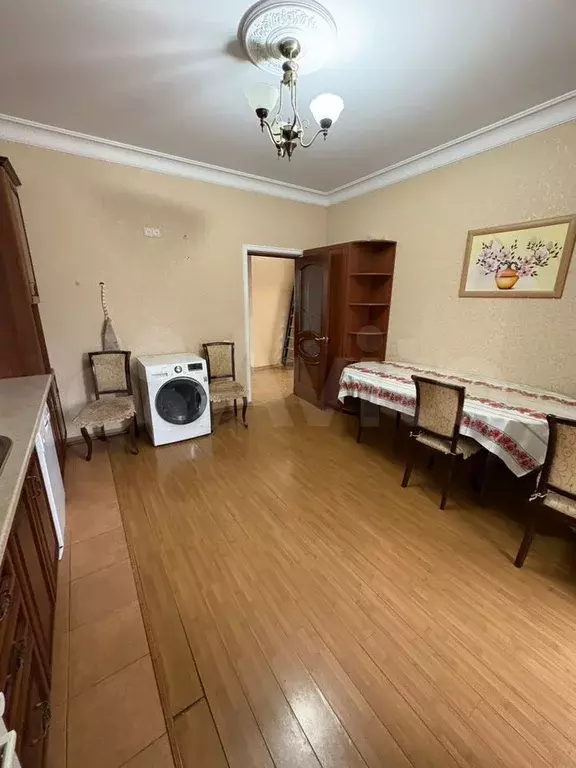 3-к. квартира, 110 м, 5/5 эт. - Фото 1
