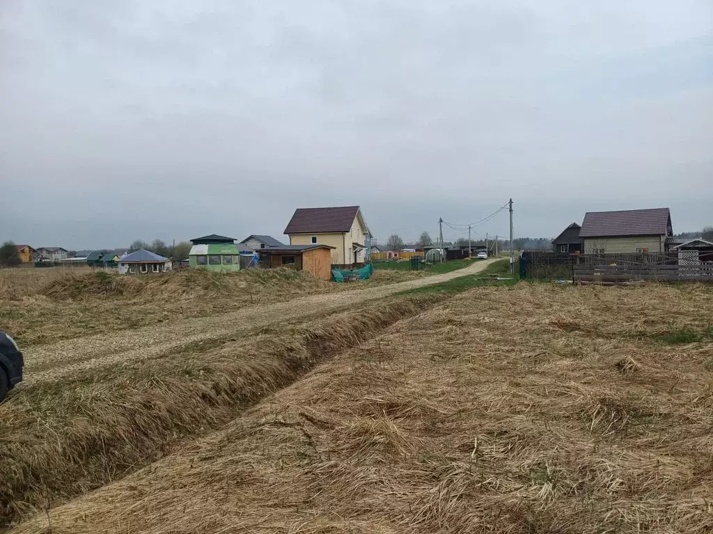 Участок в Ленинградская область, Ломоносовский район, Лопухинское ... - Фото 1