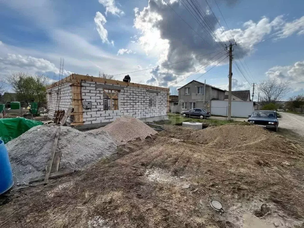 Дом в Крым, Симферопольский район, с. Доброе ул. Мерхамет, 26 (120 м) - Фото 0