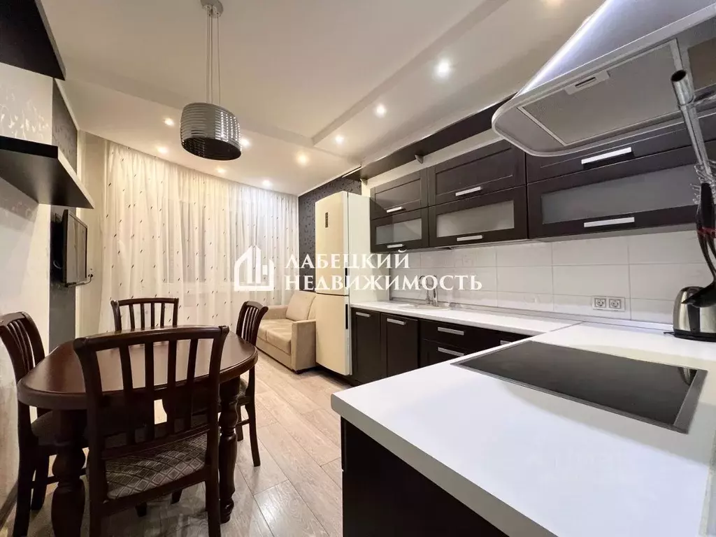 1-к кв. Санкт-Петербург ул. Оптиков, 49к2 (43.3 м) - Фото 1