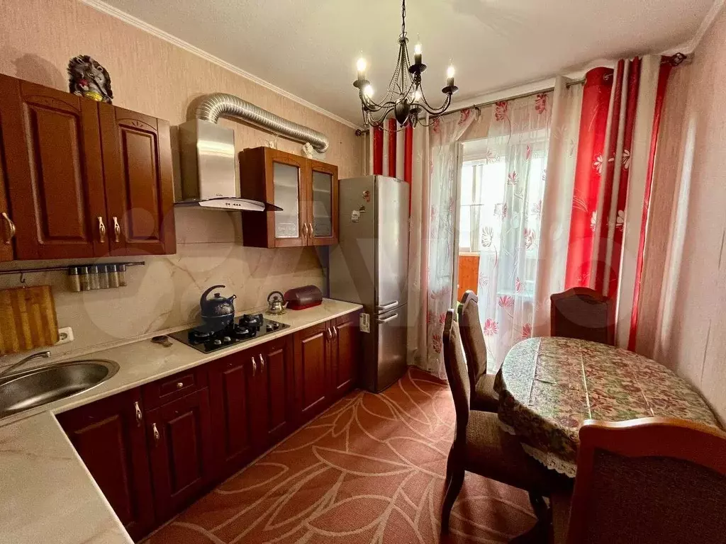 1-к. квартира, 42 м, 8/9 эт. - Фото 1
