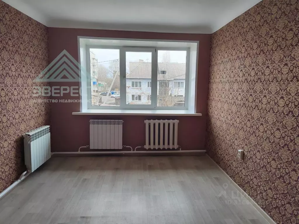 3-к кв. Хакасия, Абакан Нижняя Согра мкр, ул. Луначарского, 32 (52.0 ... - Фото 0