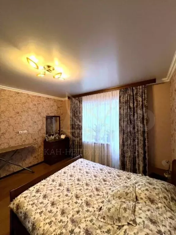 3-к. квартира, 100 м, 8/9 эт. - Фото 0