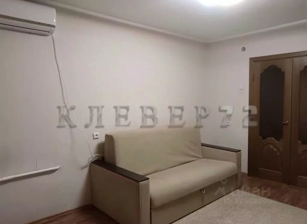 2-к кв. Тюменская область, Тюмень ул. Федюнинского, 7а (50.0 м) - Фото 2