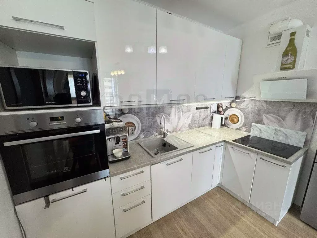 Квартира, 2 комнаты, 55.8 м - Фото 0