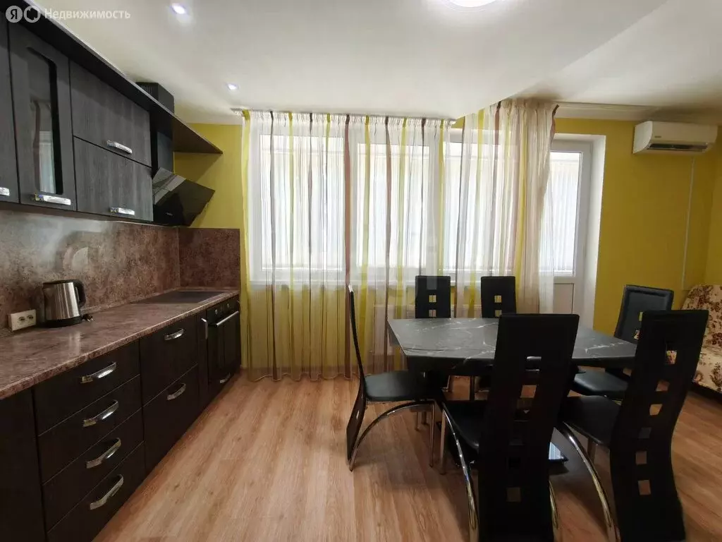 2-комнатная квартира: Анапа, Пионерский проспект, 255/2к5 (70 м) - Фото 1