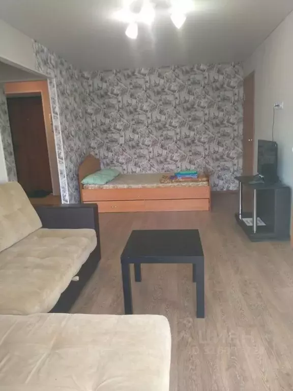2-к кв. Башкортостан, Белебей ул. Амирова, 3 (40.0 м) - Фото 1