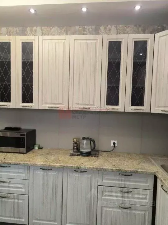 2-к кв. Белгородская область, Старый Оскол Степной мкр, 27 (75.0 м) - Фото 1