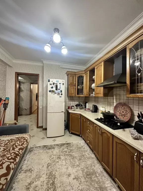 2-к. квартира, 70 м, 2/10 эт. - Фото 1