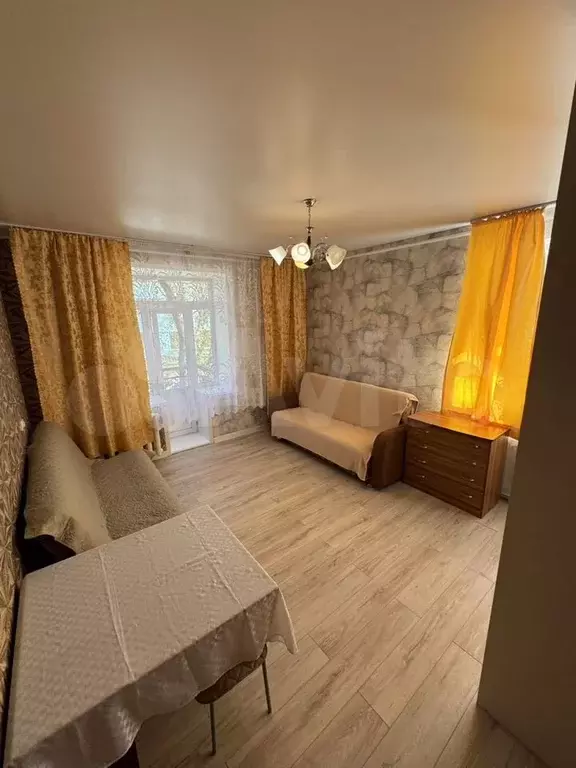 Комната 27,9 м в 4-к., 2/5 эт. - Фото 0
