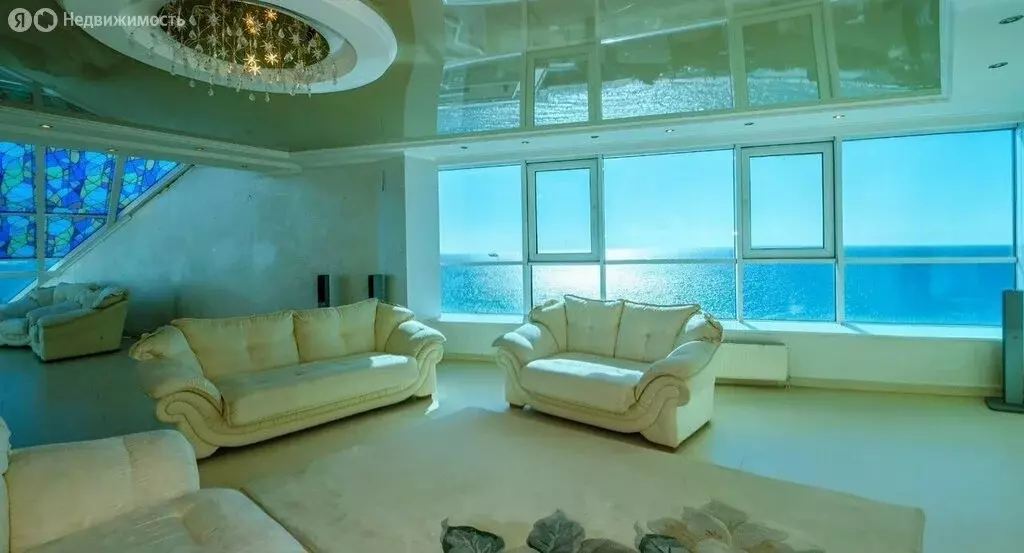 Квартира-студия: Ялта, улица Гоголя, 4 (231 м) - Фото 2