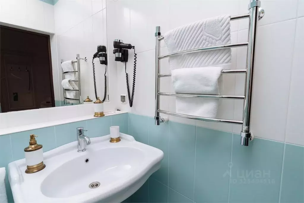 Комната Мурманская область, Кировск просп. Ленина, 12В (16.0 м) - Фото 2