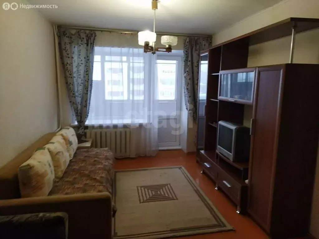 1-комнатная квартира: Киров, улица Воровского, 108 (38 м) - Фото 1