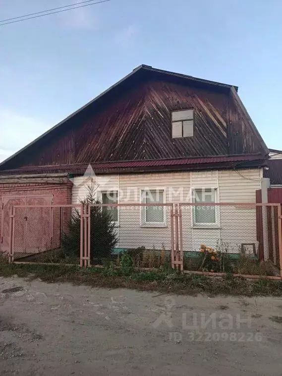 Дом в Иркутская область, Усолье-Сибирское ул. Плеханова, 47 (75 м) - Фото 0